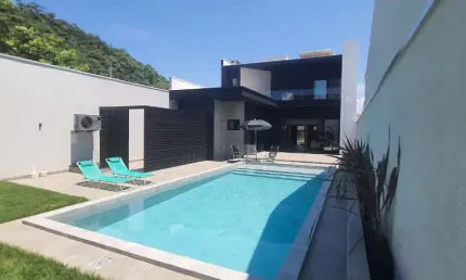 Casa com 4 quartos à venda na Rua Carlos Cavalcanti, 473, Centro, Guaratuba