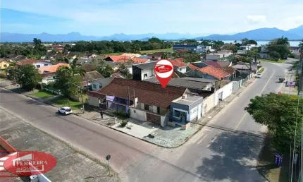 Casa com 2 quartos à venda na Rua Ivaí, 1420, Piçarras, Guaratuba