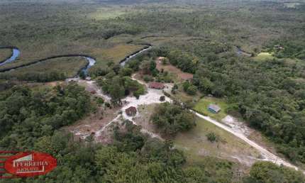 Terreno à venda na Avenida Vinte e Nove de Abril, Descoberto, Guaratuba