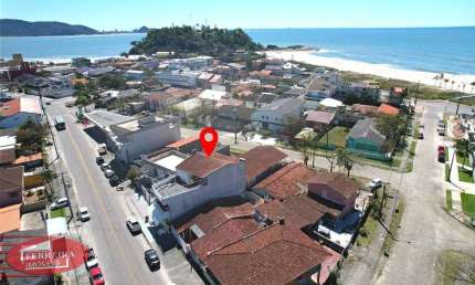 Casa com 7 quartos à venda na Avenida Visc do Rio Branco, 565, Brejatuba, Guaratuba