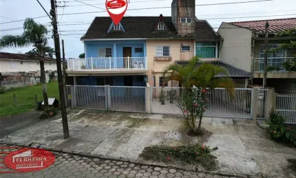 Casa com 3 quartos à venda na Rua Republica Del Paraguai, 410, Brejatuba, Guaratuba, 146 m2 por R$ 800.000