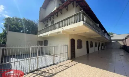 Casa com 3 quartos para alugar na Rua Engenheiro Antônio Batista Ribas, 903, Brejatuba, Guaratuba