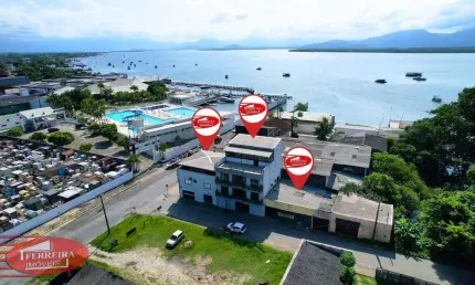 Casa à venda na Avenida Ponta Grossa, 69, Centro, Guaratuba