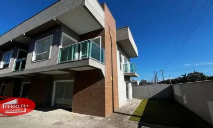 Sobrado Novo, Amplo e com Acabamento Premium - Com Espaço para Colocar Piscina