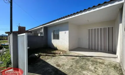 Casa com 2 quartos para alugar na Rua João Batista Pedroso, 893, Carvoeiro, Guaratuba