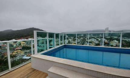 SOLARES DA BRAVA - COBERTURA DUPLEX COM 04 SUÍTES NA PRAIA BRAVA - ITAJAÍ