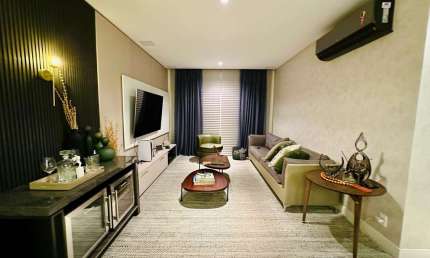 WINDSOR VILLAGE - APARTAMENTO DECORADO COM 03 SUÍTES PRÓXIMO À PRAIA EM BALNEÁRIO CAMBORIÚ