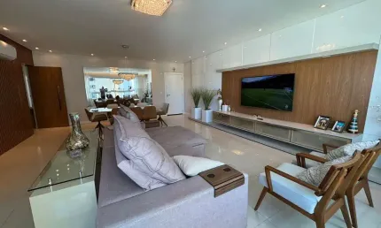 APARTAMENTO MOBILIADO COM 03 SUÍTES EM BALNEÁRIO CAMBORIÚ