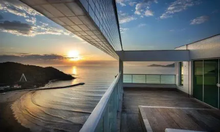 SAVEIRO RESIDENCE - COBERTURA DUPLEX FRENTE MAR EM BALNEÁRIO CAMBORIÚ