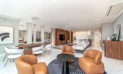 YACHTHOUSE - APARTAMENTO DECORADO COM VISTA MAR E 04 SUÍTES EM BALNEÁRIO CAMBORIÚ