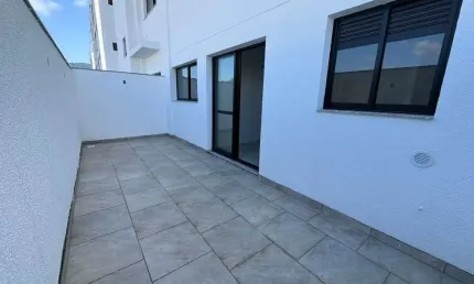 Apartamento diferenciado com 02 dormitórios em balneário camboriú
