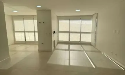 Apartamento com 03 suítes para locação em balneário camboriú