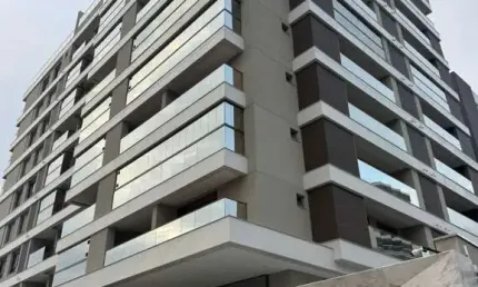 Ocean wind residence - apartamento próximo ao mar na praia brava em itajaí