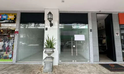SALA COMERCIAL PARA LOCAÇÃO NA AVENIDA BRASIL - BALNEÁRIO CAMBORIÚ
