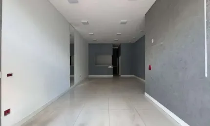 SALA COMERCIAL PARA LOCAÇÃO NA AVENIDA BRASIL - BALNEÁRIO CAMBORIÚ