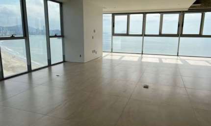 COPENHAGEN - APARTAMENTO FRENTE MAR EM BALNEÁRIO CAMBORIÚ