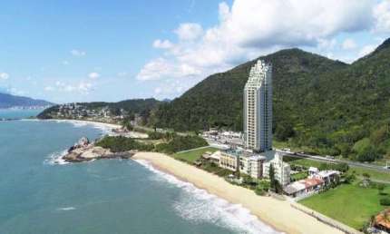 NAUTILUS BEACH HOME - APARTAMENTO FRENTE MAR NA PRAIA DO ILHOTA EM ITAPEMA
