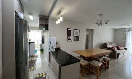 APARTAMENTO MOBILIADO NO BAIRRO DAS NAÇÕES - BALNEÁRIO CAMBORIÚ