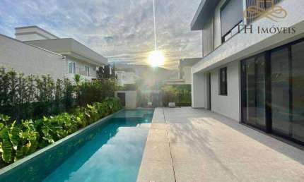 Casa com 4 dormitórios à venda, 382 m² por R$ 6.300.000,00 - Praia Brava - Itajaí/SC