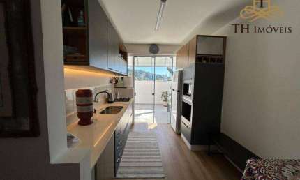 Sobrado com 2 dormitórios para alugar, 80 m² por R$ 5.000,02/mês - Fazenda - Itajaí/SC