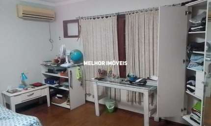 Casa Comercial á Venda Localizada no Centro de Balneário Camboriú - SC