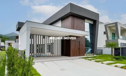 Condomínio Caledônia Private Village - Casa Alto Padrão à Venda com 04 suítes, localizada em Condomínio fechado em Camboriú
