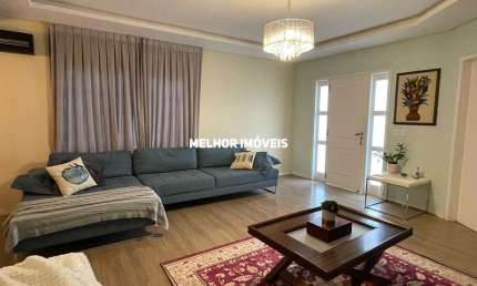 Recanto dos Pássaros - Casa Mobiliada á venda localizada na  VARZEA DO RANCHINHO em Camboriú/SC
