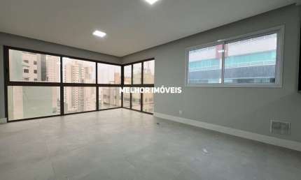 Locação Anual Apartamento Alto Padrão com churrasqueira á carvão e uma linda vista em Balneário Camboriú
