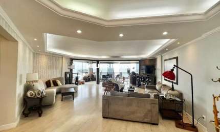 Apartamento 04 suítes frente mar à venda no Edifício Mediterranne em Balneário Camboriú