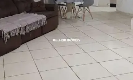 Casa Geminada com 85 m² a venda no Centro de Camboriú.