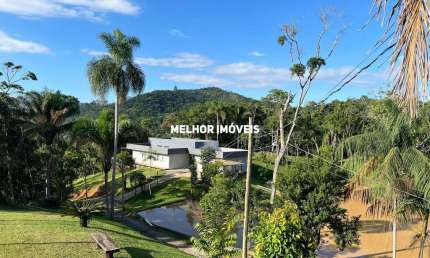 Sítio a venda com 26.000 m² no Bairro Rio do Meio em Camboriú - SC