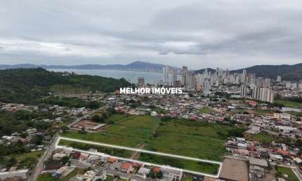 Terreno à venda na Rua 900, Meia Praia, Itapema