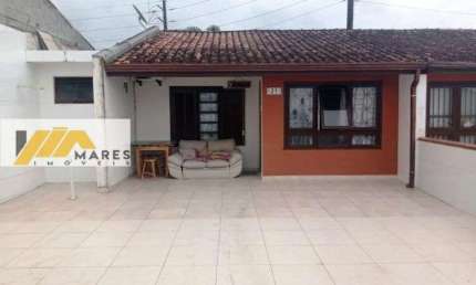 Casa à venda no bairro Praia de Leste - Pontal do Paraná/PR