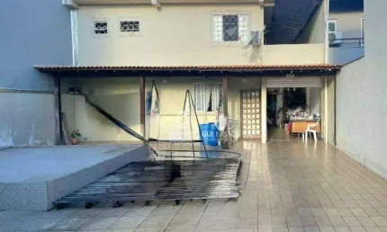 Casa com 3 quartos à venda na Avenida Getúlio Vargas, 659, Vila Operária, Itajaí