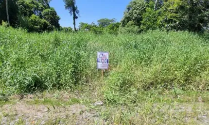 Terreno à venda na Rua Uruguai, 255, Praia das Palmeiras, Itapoá