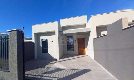 Casa com 3 Dormitórios (1 suíte) no Balneário Paese