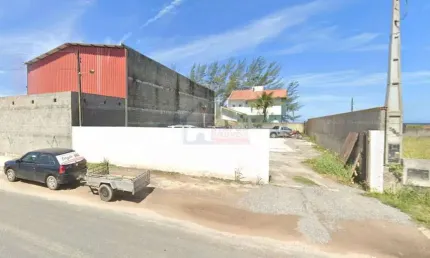 Terreno Comercial Quadra Mar poucos passos da areia