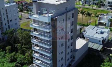 Cobertura Duplex - 4 dormitórios, 2 suítes. 250m da praia. Baln. Volta ao Mundo.