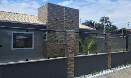 Casa com 3 quartos no Balneário Sai Mirim, à 500m da praia