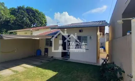 Casa com piscina, mobiliada a apenas 650 metros da praia