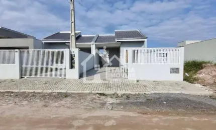 Casa nova c/ 1 suite + 2 dormitórios, churrasqueira e quintal nos fundos