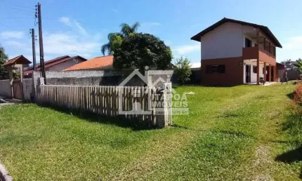 Edificação de um sobrado de alvenaria no balneário  rainha do mar