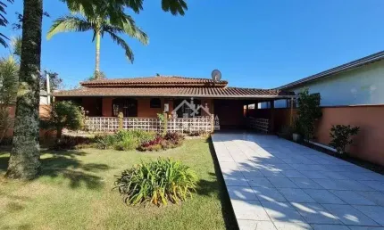 Casa com 3 quartos à venda em Samambaial, Itapoá 