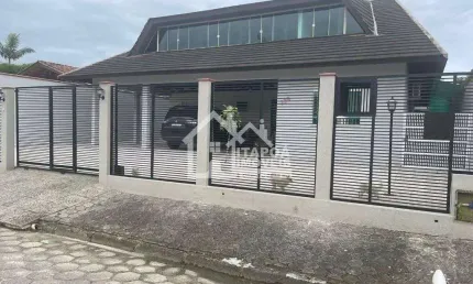 Casa 4 dormitórios, piscina aquecida, 3 vagas de garagem