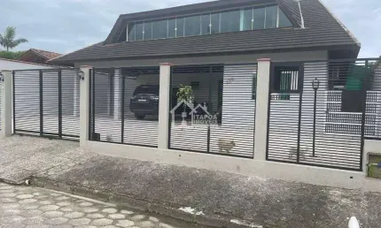 Casa 4 dormitórios, piscina aquecida, 3 vagas de garagem