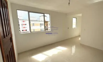 Apartamento à venda em Porto Alegre-RS, Restinga: 2 dormitórios, reformado, box escriturado. Estuda carro no negócio!