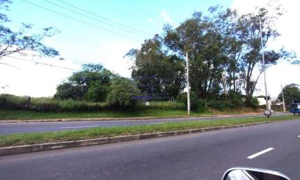 Terreno à venda em Porto Alegre-RS, localizado no bairro Lomba do Pinheiro com ótima infraestrutura e potencial de valorização.
