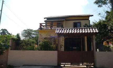 Terreno à venda em Porto Alegre-Rs, Belém Velho! com  2 casas separadas e 2 dorm. cada. NÃO PEGA FINANCIAMENTO!
