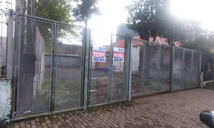 Oportunidade única: Terreno comercial de 315m² à venda em Porto Alegre-RS, no bairro Cavalhada!