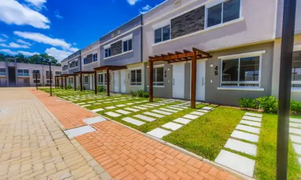 Oportunidade única! Casa em condomínio à venda em Porto Alegre-RS, bairro Vila Nova, 2 quartos, 2 banheiros, 1 vaga, 87,58 m².